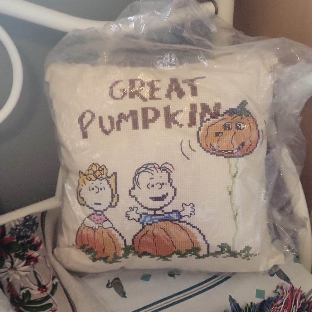 Peanuts Cream Accent Pillow with Great Pumpkin Design